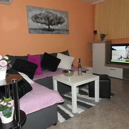 Apartment M&M