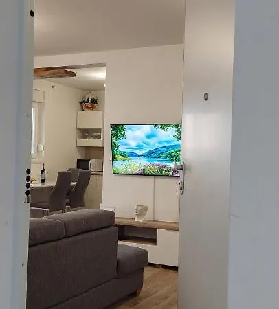 Apartment Ma Mi *